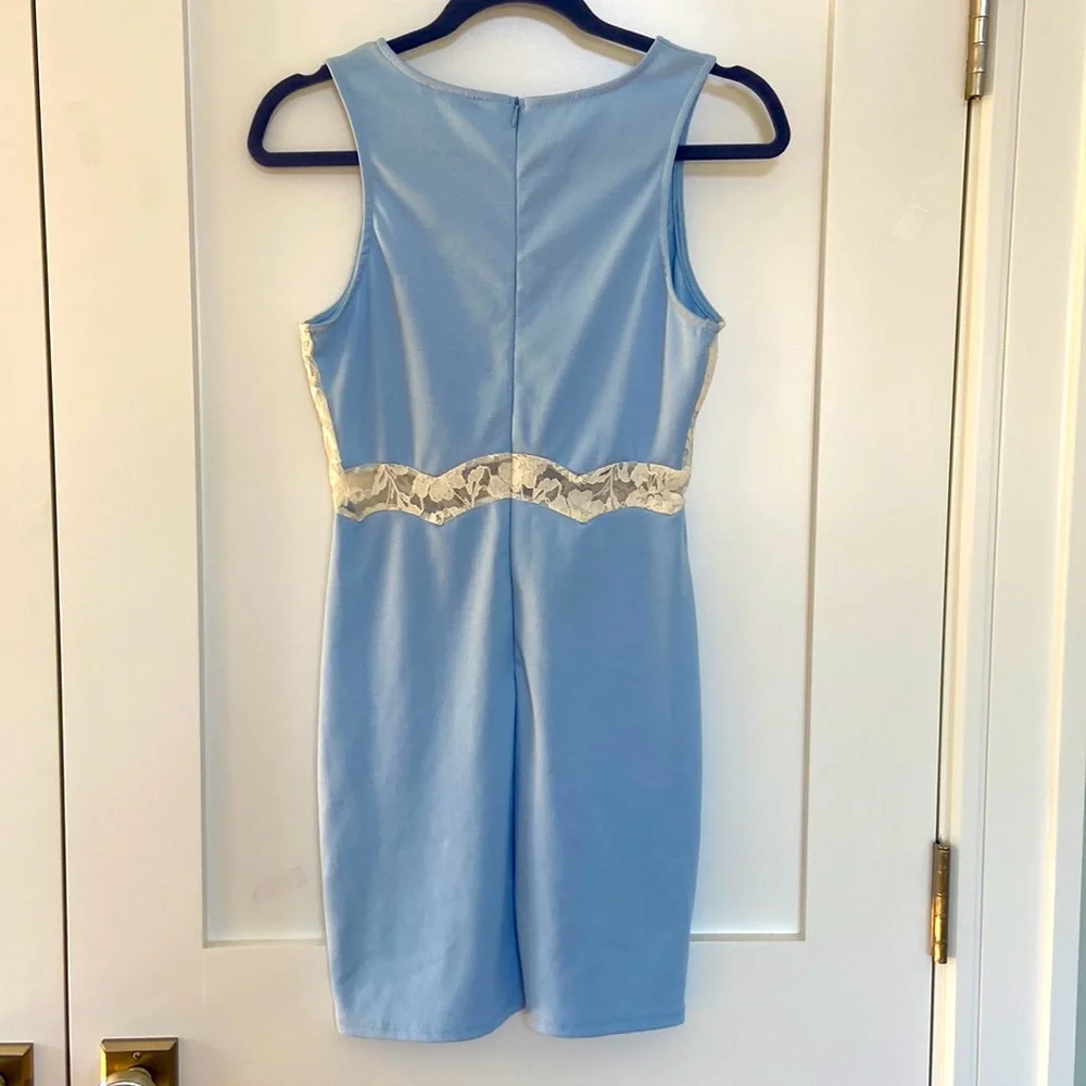 Charlotte Russe Summer Sky Blue Sleeveless Dress - Picture 3 of 4
